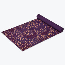 Load image into Gallery viewer, Mulberry Cluster Yoga Mat (4mm)