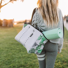 Load image into Gallery viewer, Fridays the Label Sunshine Tote Bag